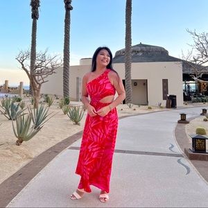 Red multi print dress - like new